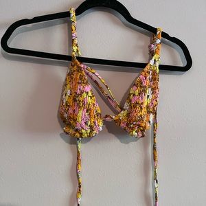 Xhilaration swim top size D/DD